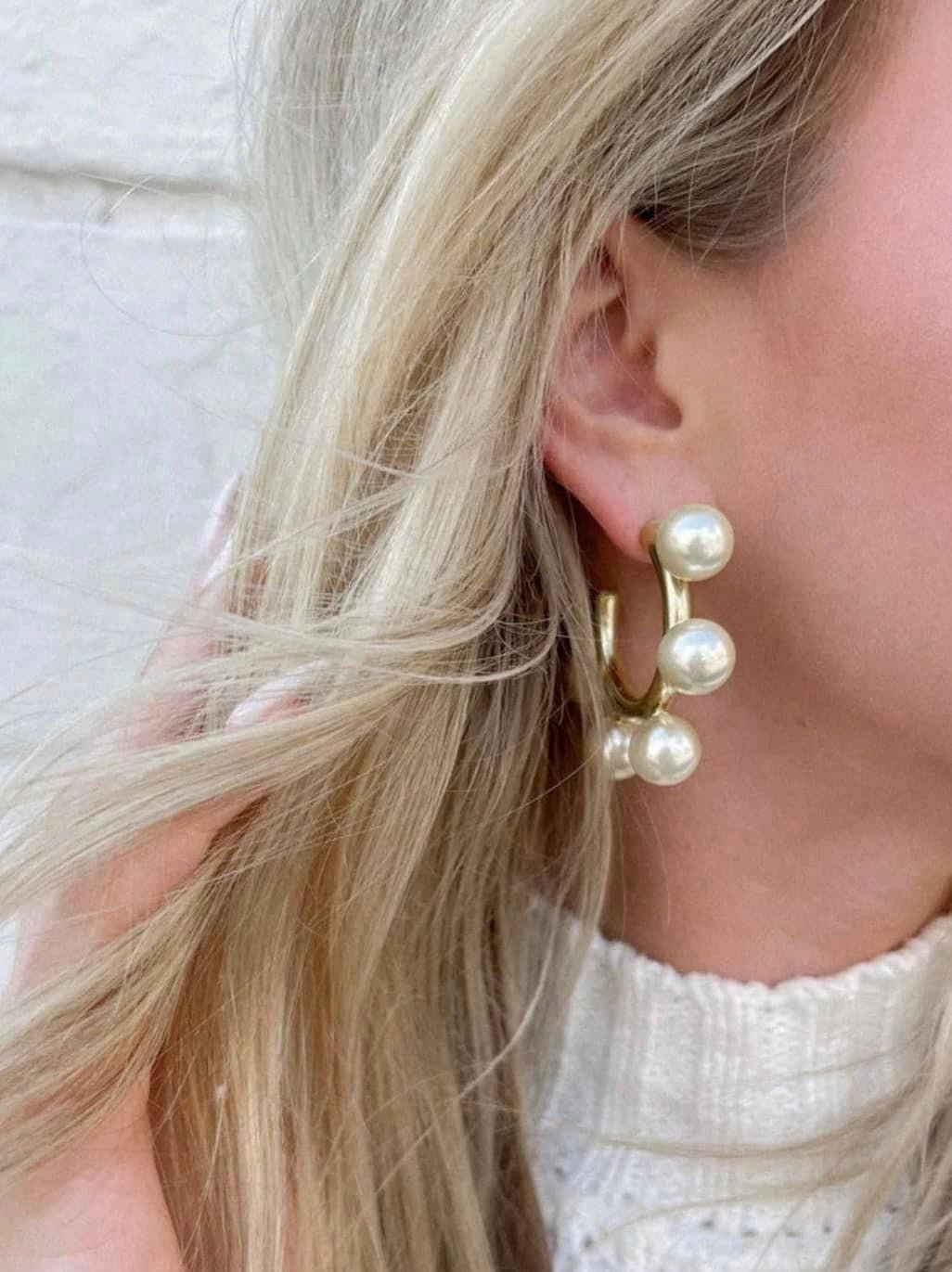 Gio Pearl Hoop