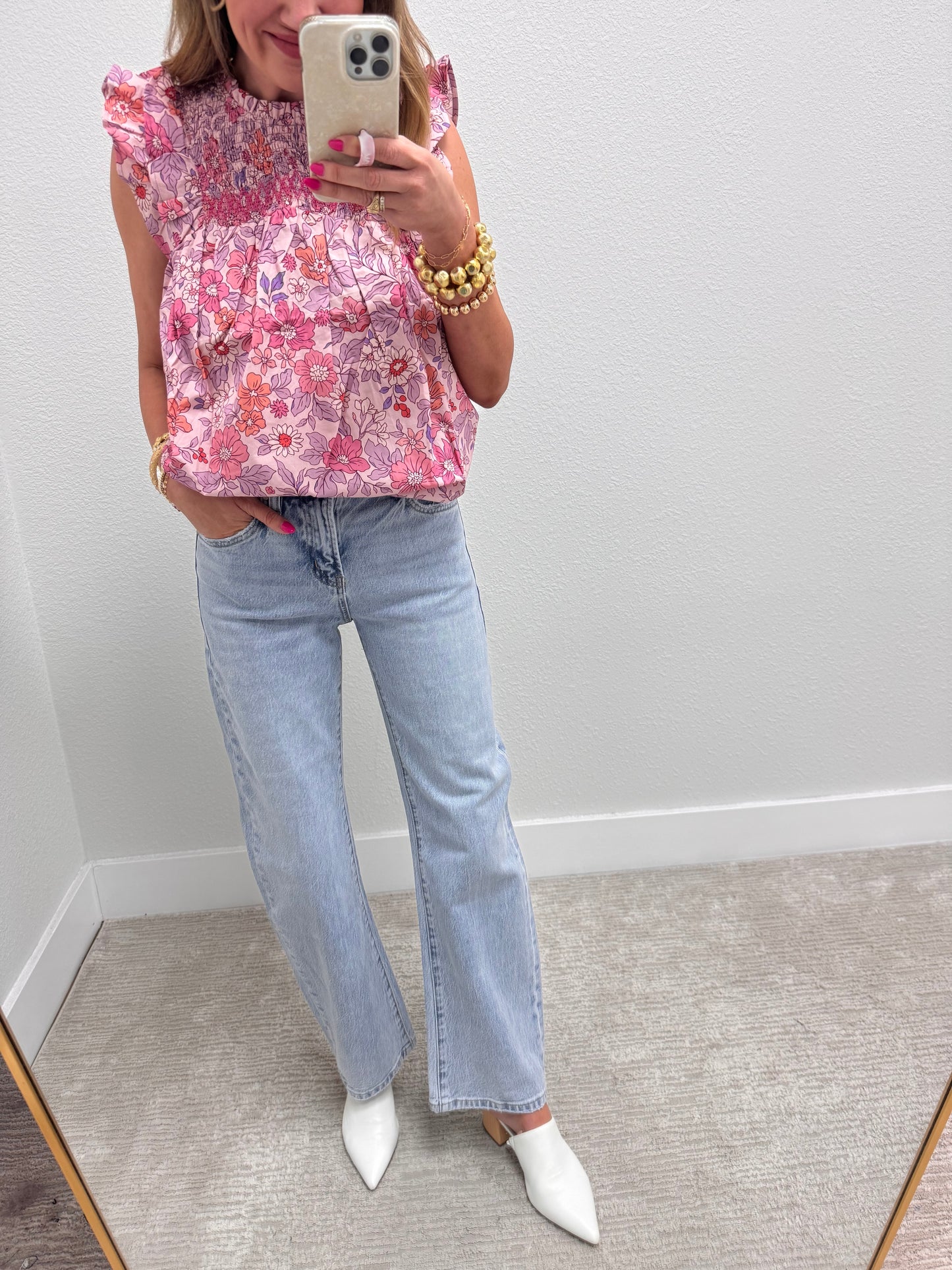 Light Wash Mid Rise Barrel Jeans