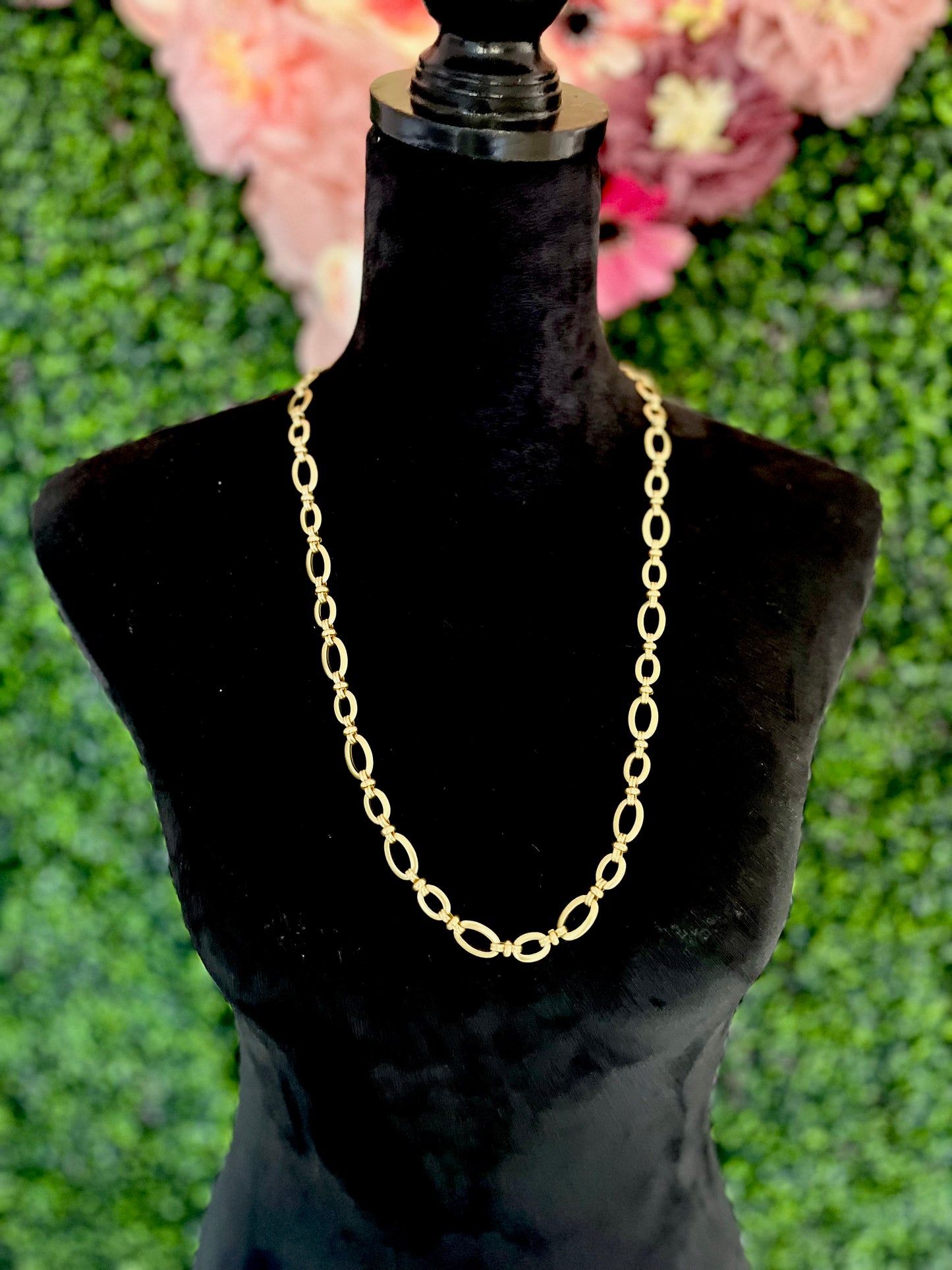 Luxe Antique Magnetic Style 2