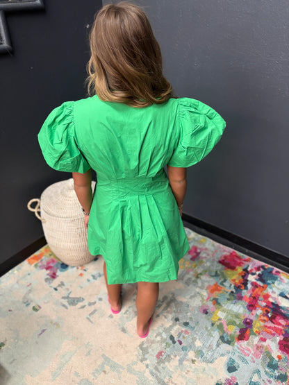 Kelly Green Pleated Short Sleeve Dress