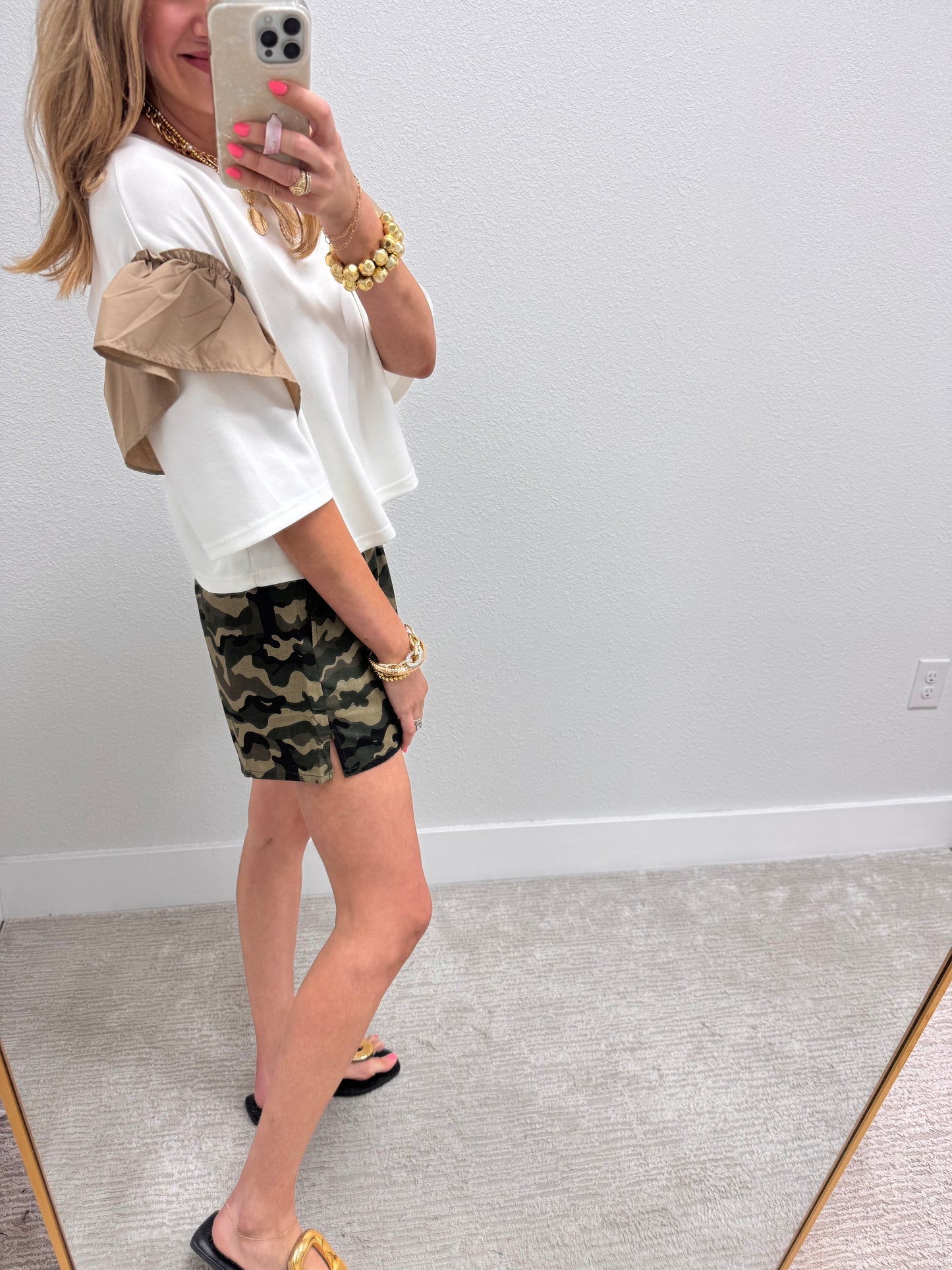 White Scuba Top With Tan Ruffle Arms