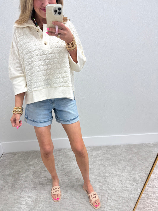 Ivory Quilted 3/4 Sleeve Top with Button Detail