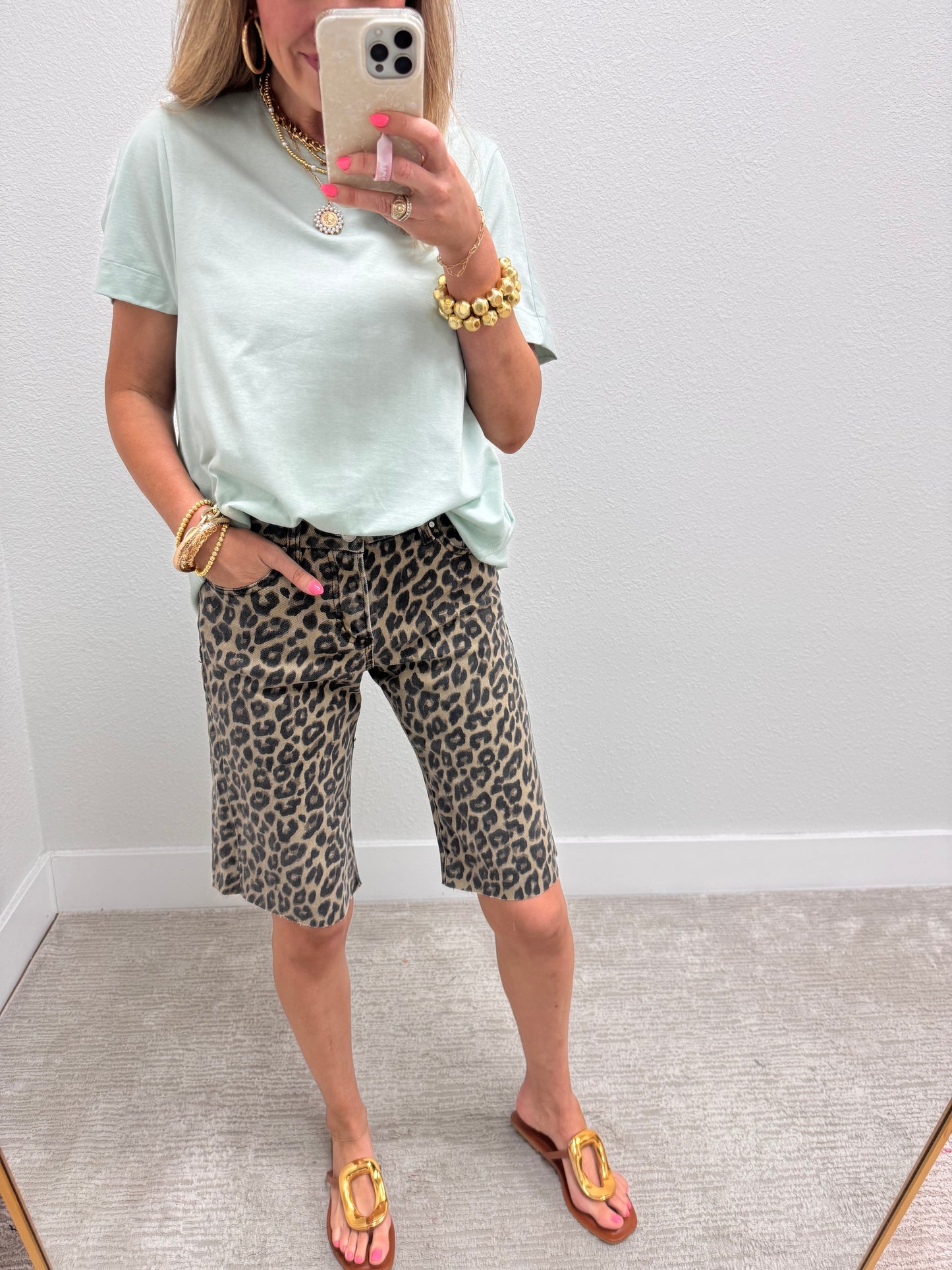 Mint Open Arm Round Neck Tee