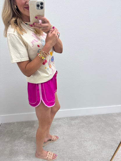 Cream Comfort Colors Lucky Mama Tee