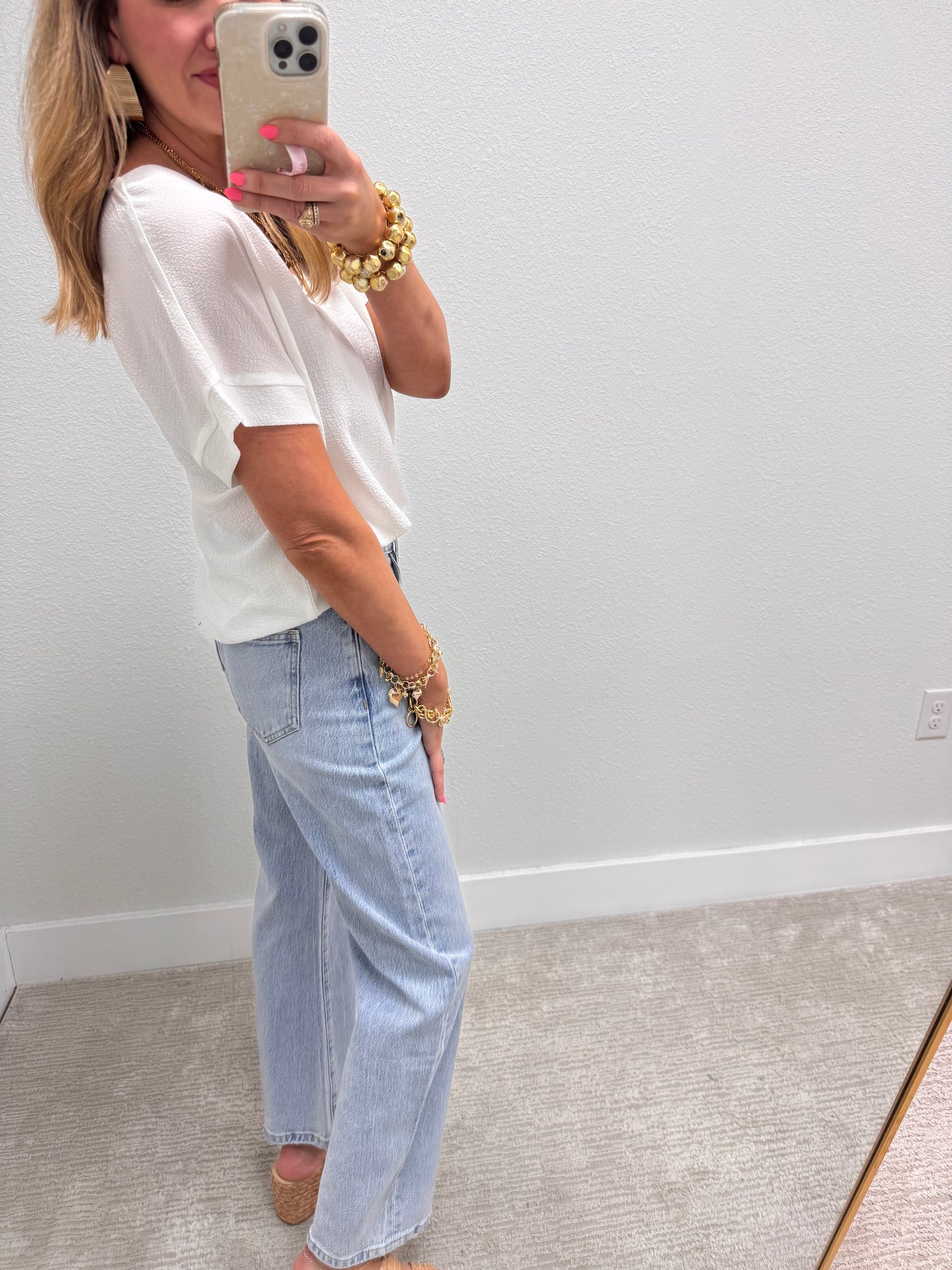 White Crinkle Texture V-Neck Top