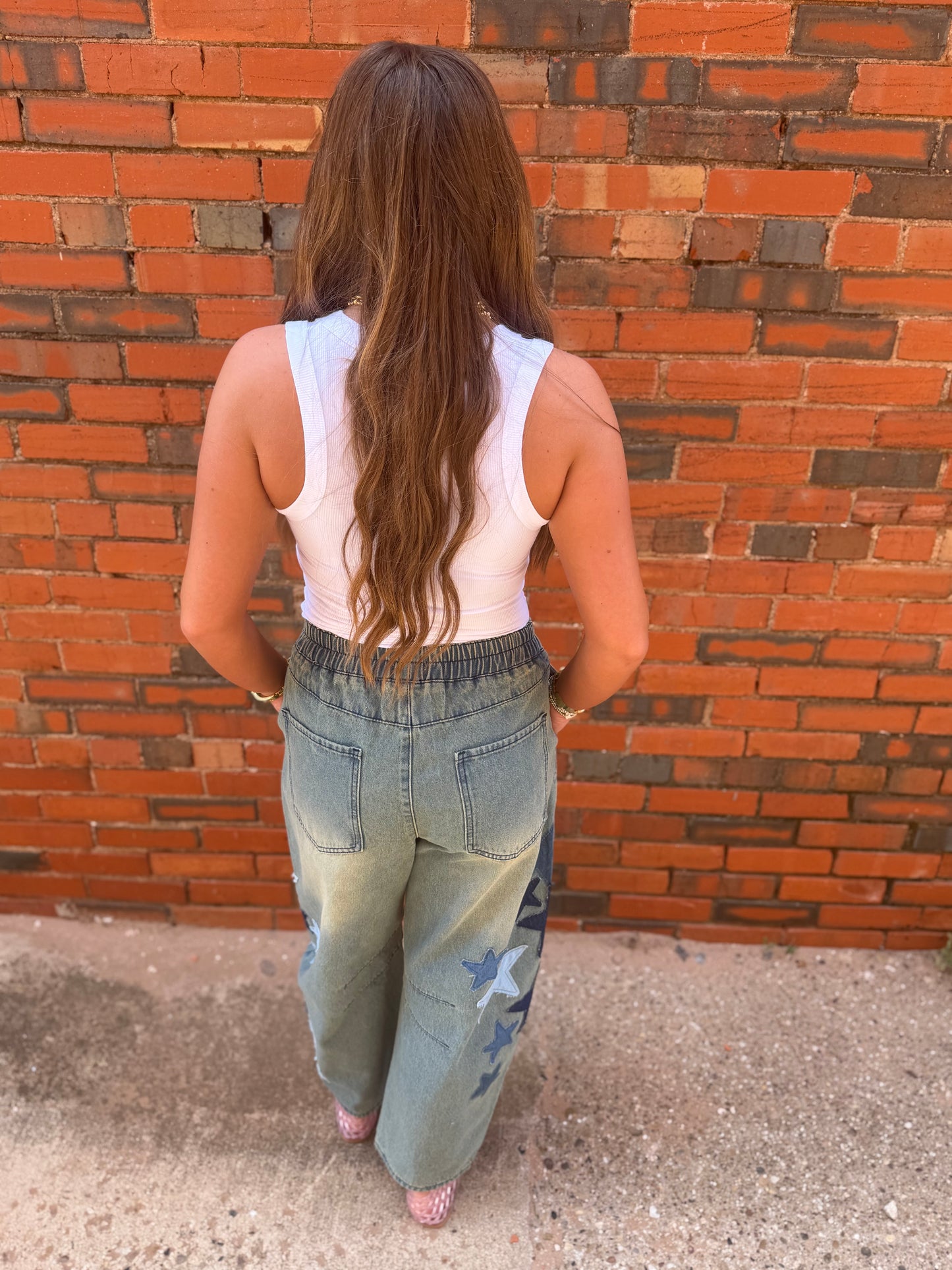 Star Patch Detail Elastic Waist Barrel Denim Pants