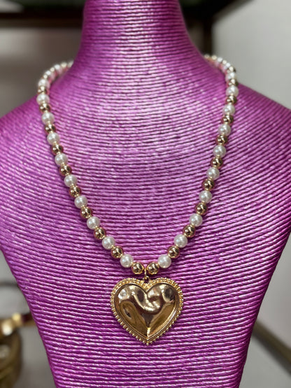 18" Gold Heart Pendant Pearl Necklace