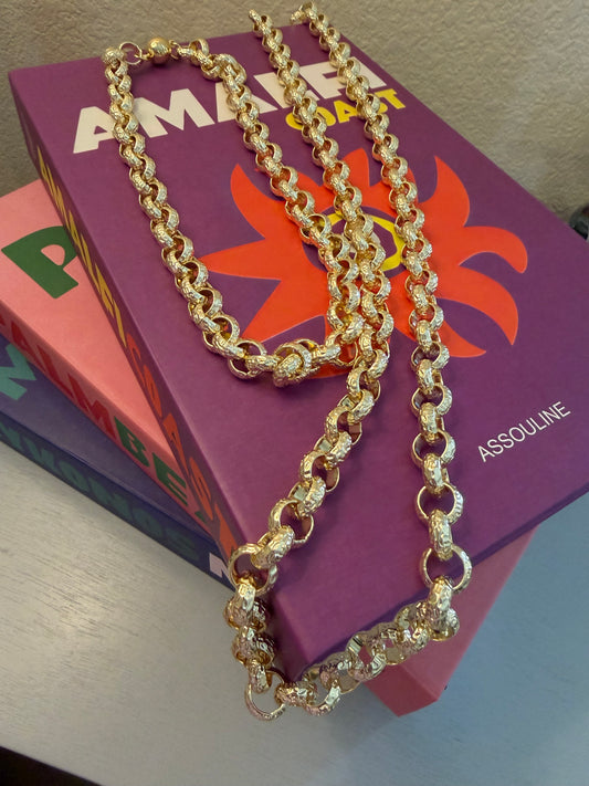 Textured Gold Magnetic Chain