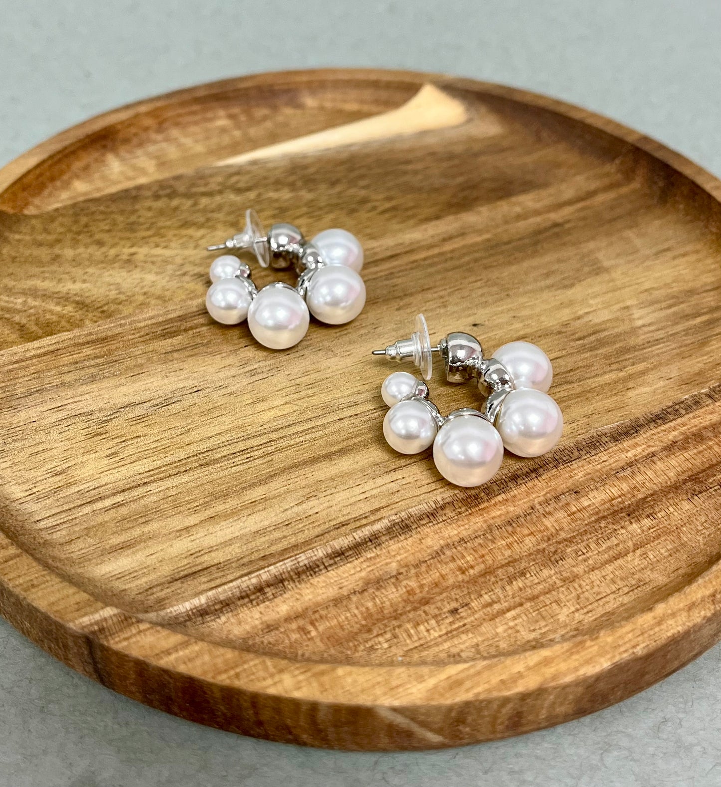 Medium Chunky Pearl Hoops (Silver and Gold)