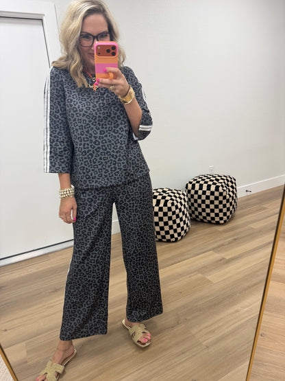 Gray & Black Cheetah Print Long Pant Set