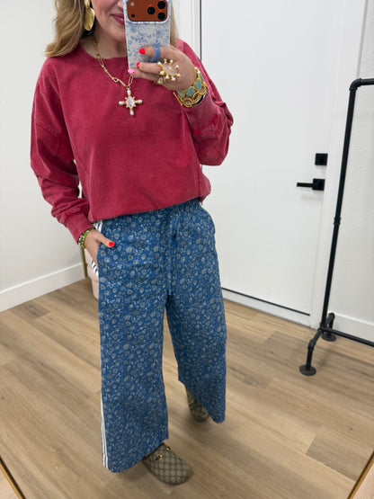 Red Crew Neck Sweatshirt With Raw Hem