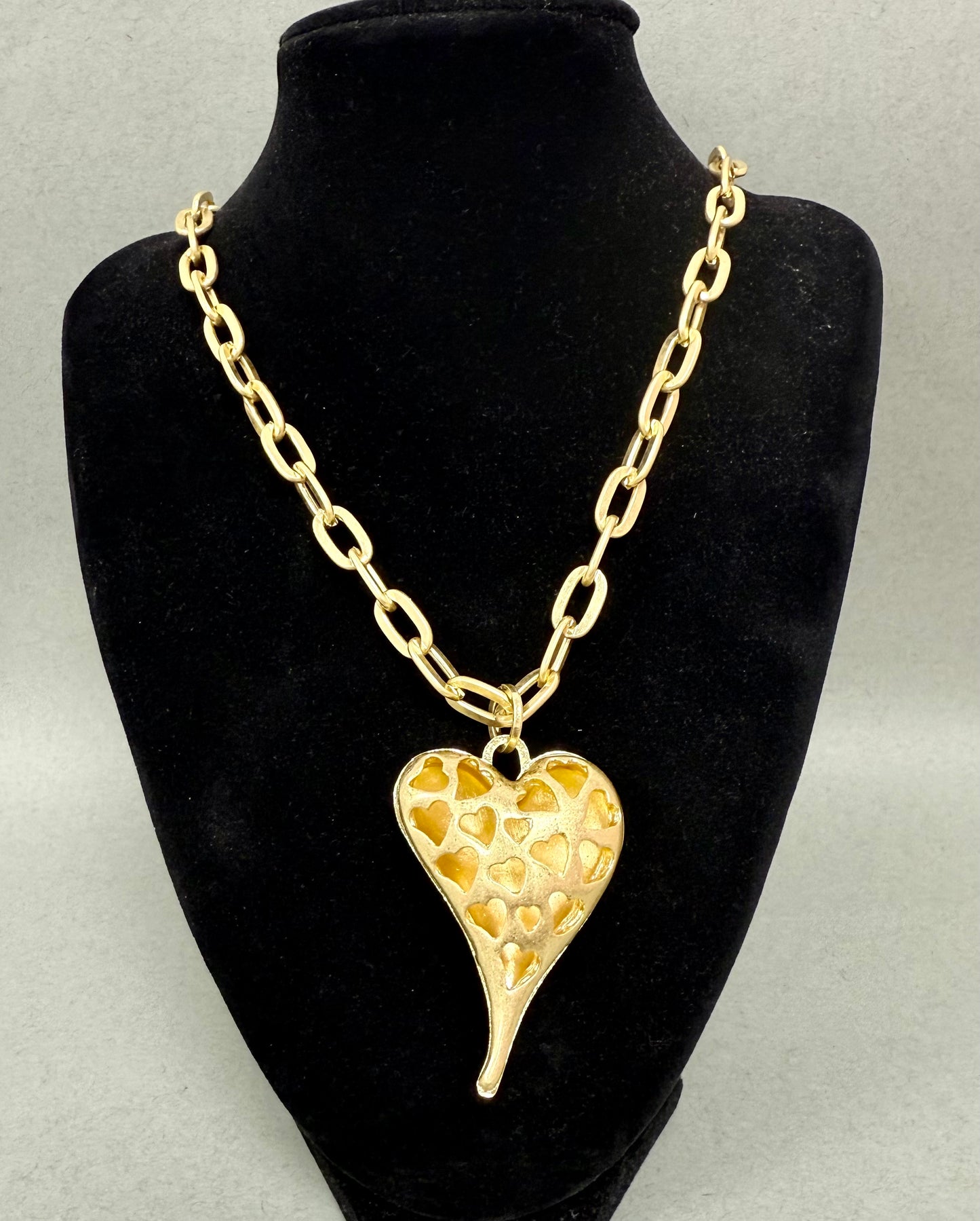 Matte Gold Open Heart Cut Out Pendant Necklace