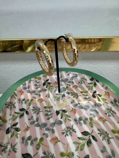 Shiny Texture Hoops (Silver and Gold)