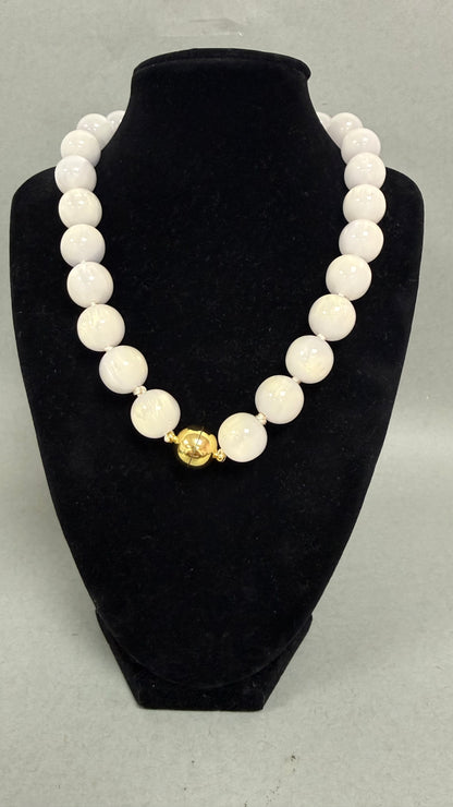 Colored Bead Magnetic Necklace- 6 Colors