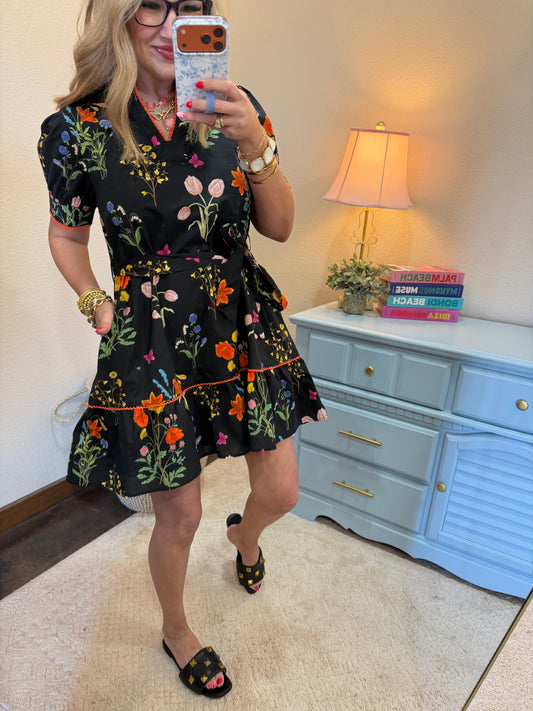 Black Scallop Trim Accent Lovely Floral Dress