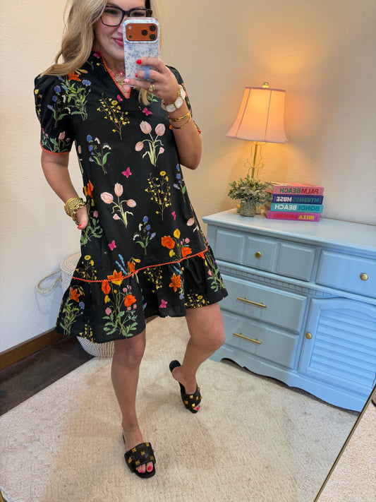 Black Scallop Trim Accent Lovely Floral Dress