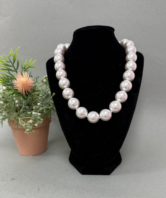 Large Magnetic Pearl Necklace
