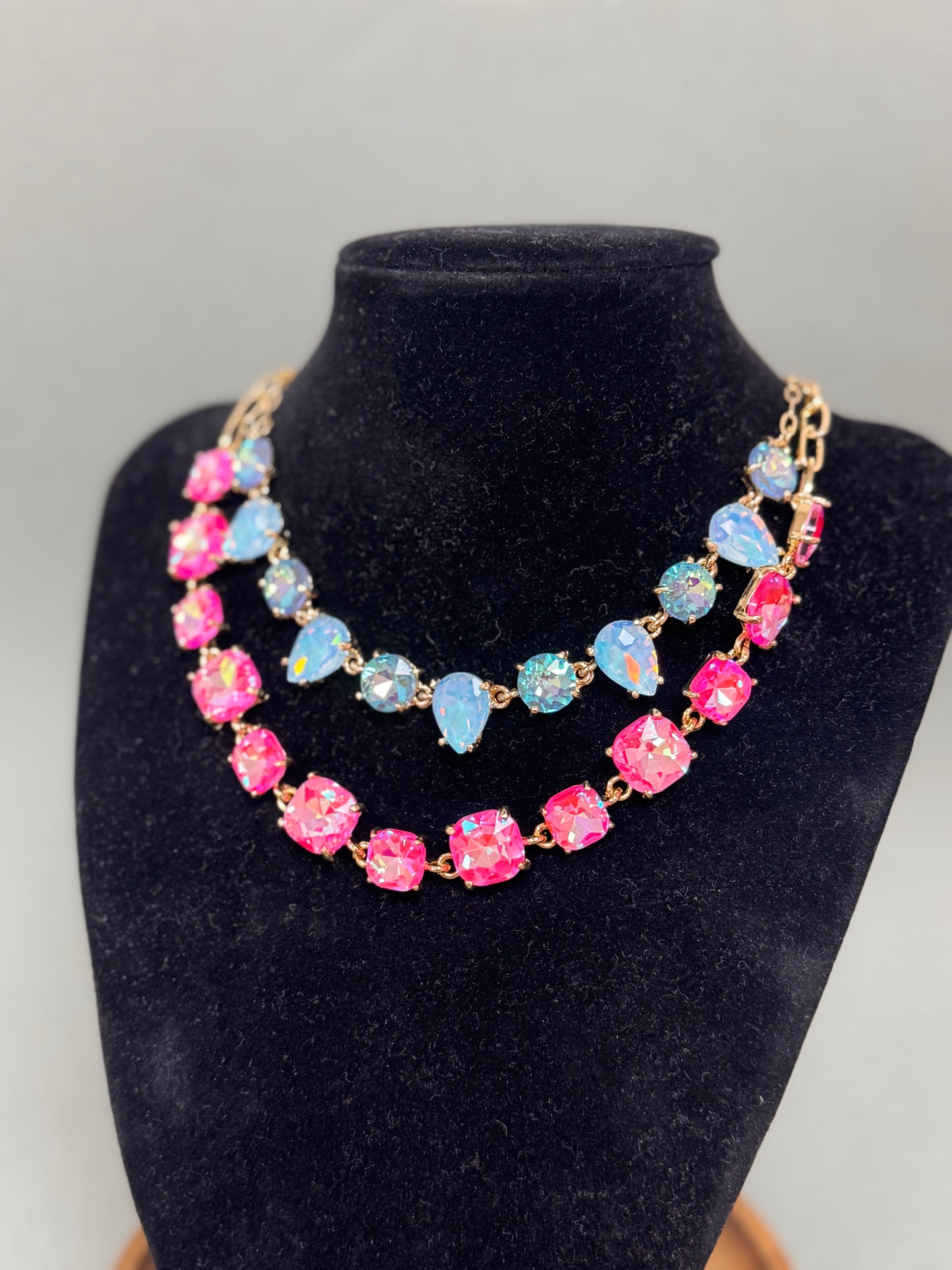 Colored Crystal Necklace (2 Colors)