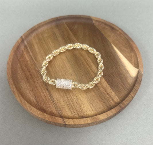 Lux Crystal Magnetic Clasp Bracelet (Silver and Gold)