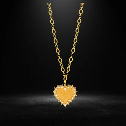 Antique Luxe Heart Pendant Magnetic Necklace 