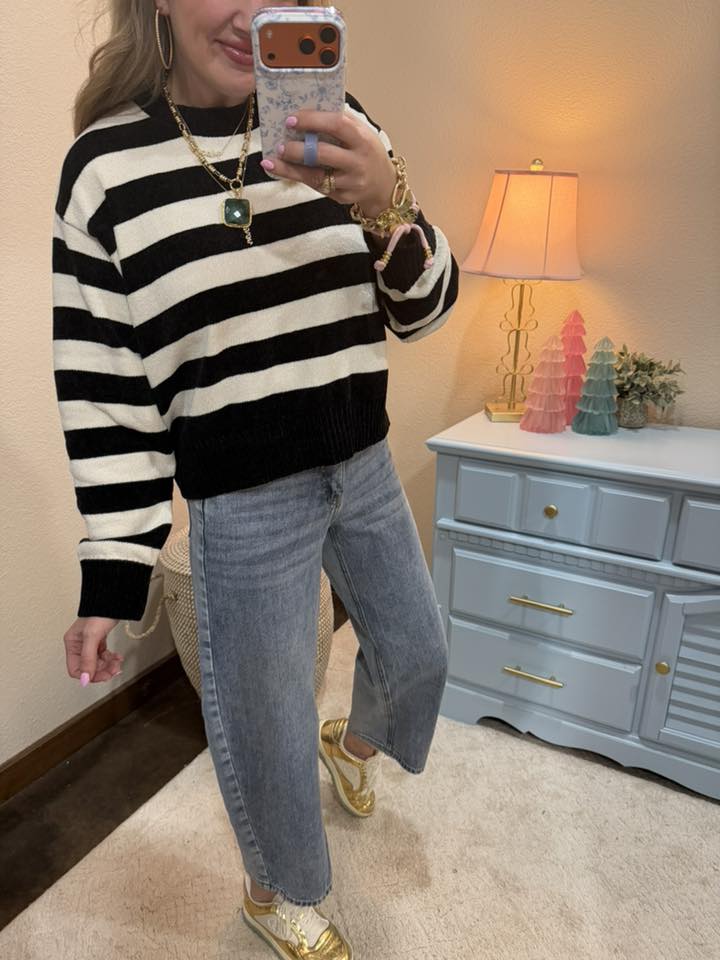 Medium Wash High Rise Low Curve Barrel