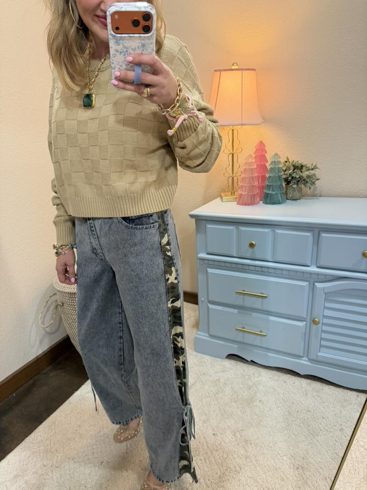 Camouflage Print Side Bow Tied Washed Denim Pants