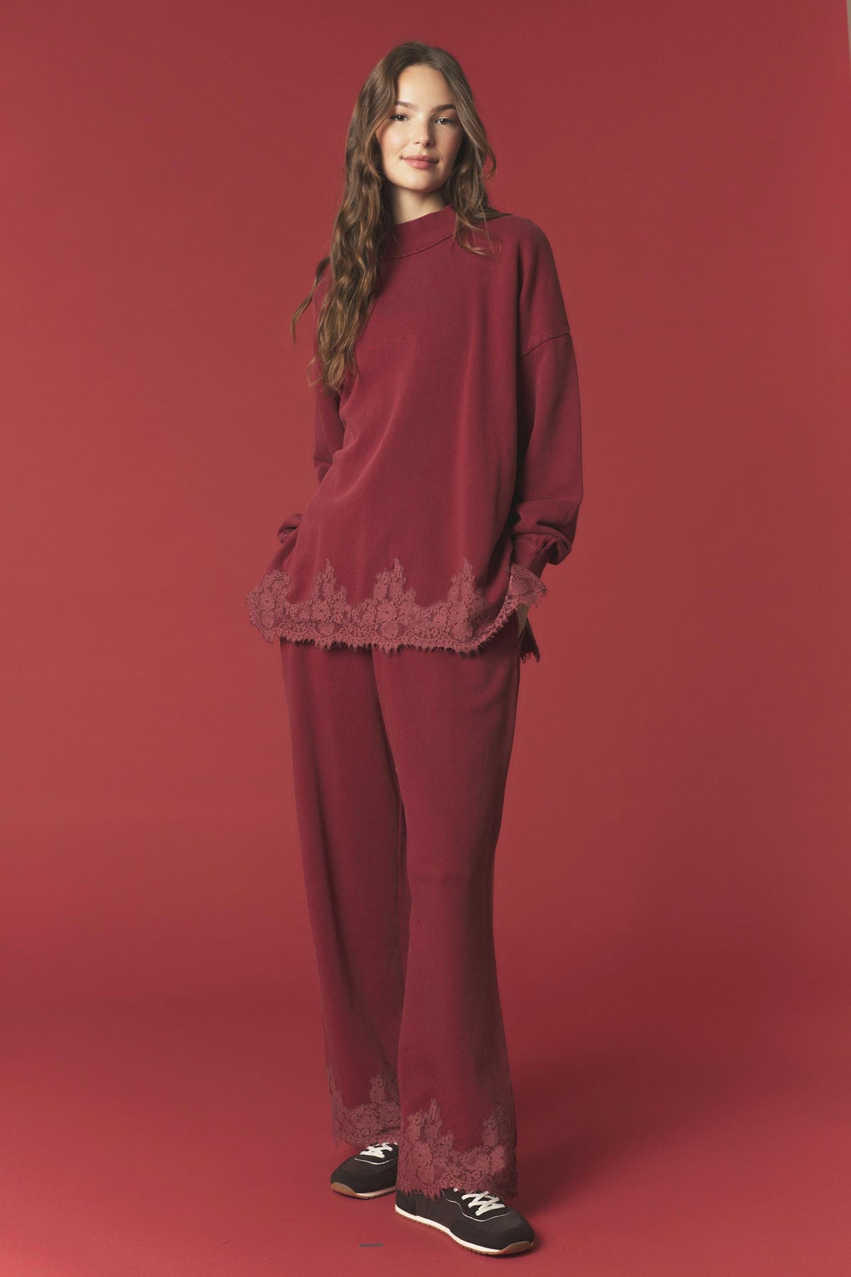 D25 Red Lace Hem Detailed Washed French Terry Set